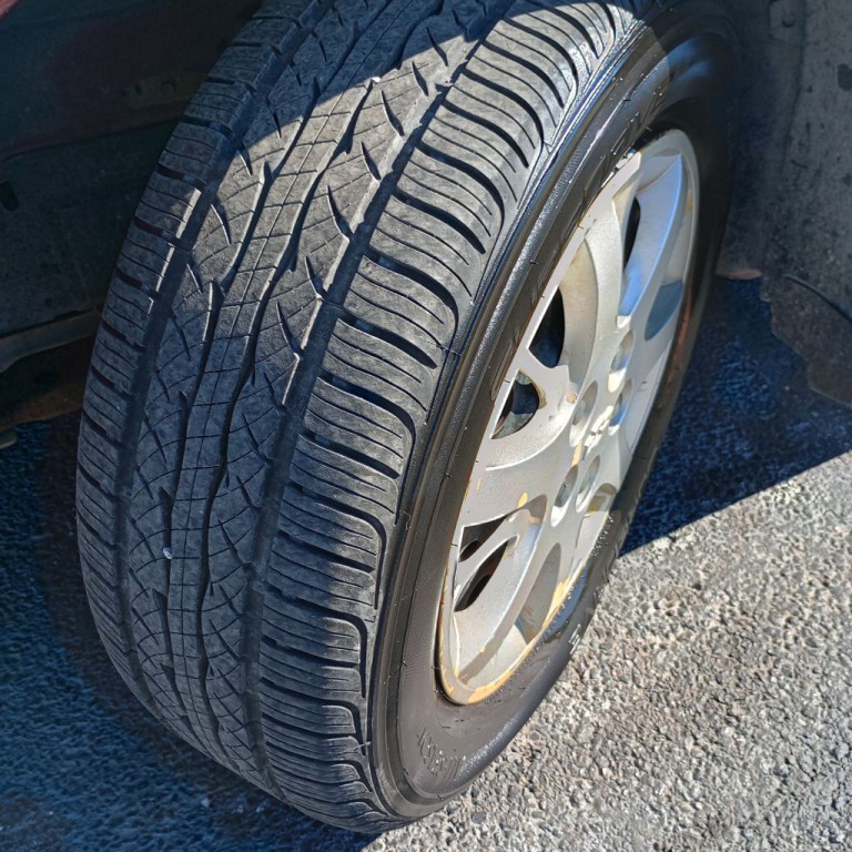 2004 Chevrolet Impala Image 23