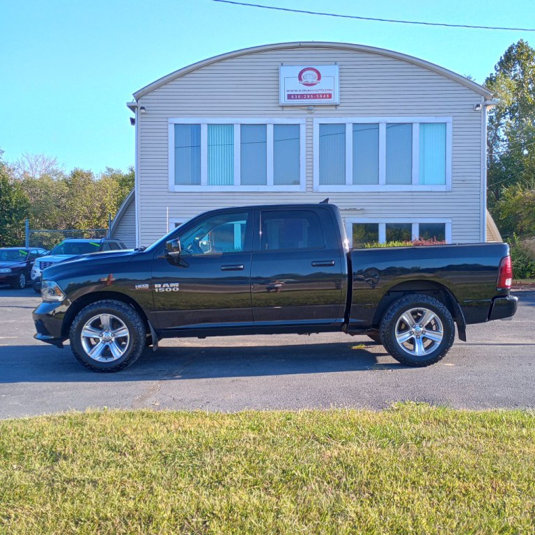 2015 RAM 1500 Image 2