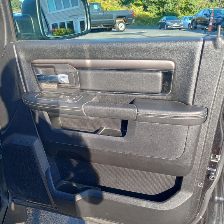 2015 RAM 1500 Image 22