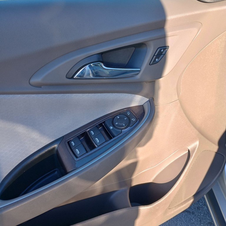 2020 Chevrolet Malibu Image 12