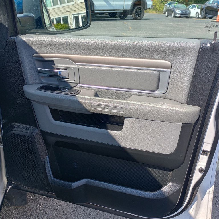2017 RAM 1500 Image 21