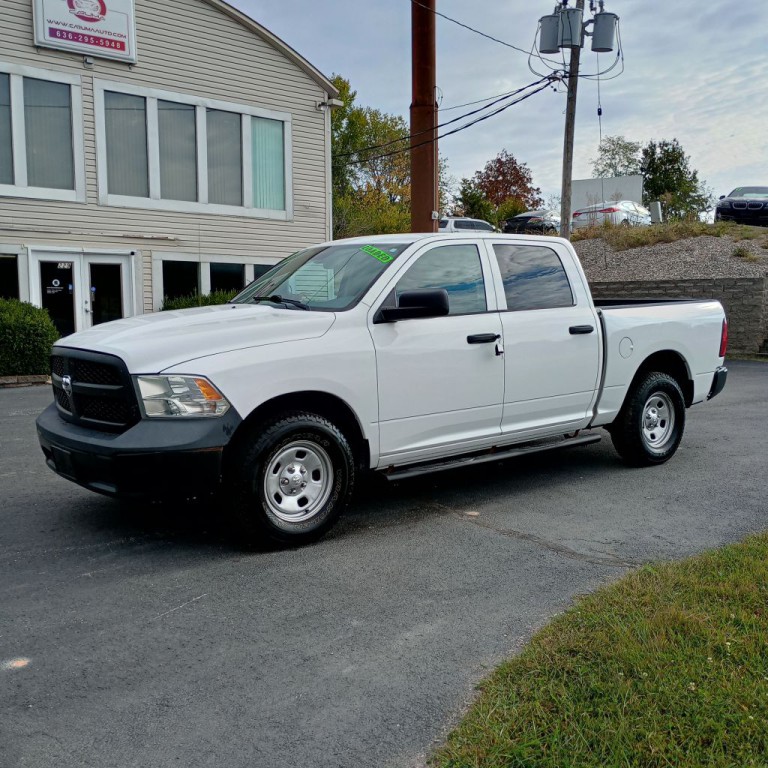 2018 RAM 1500 Image 1