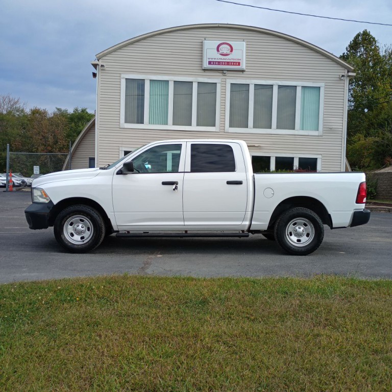2018 RAM 1500 Image 2