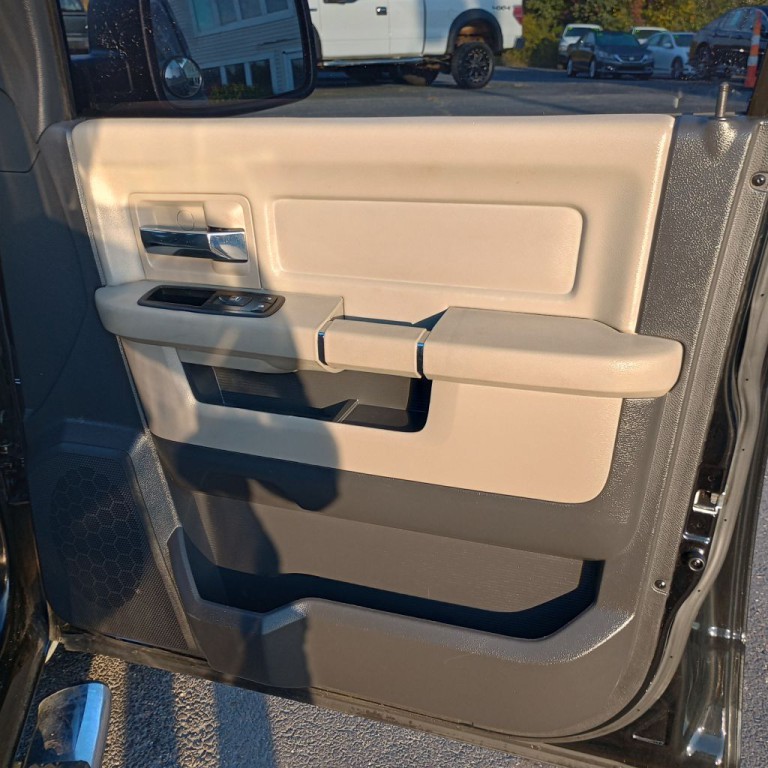 2012 Dodge Ram 1500 Image 22