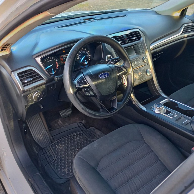 2017 Ford Fusion Image 9