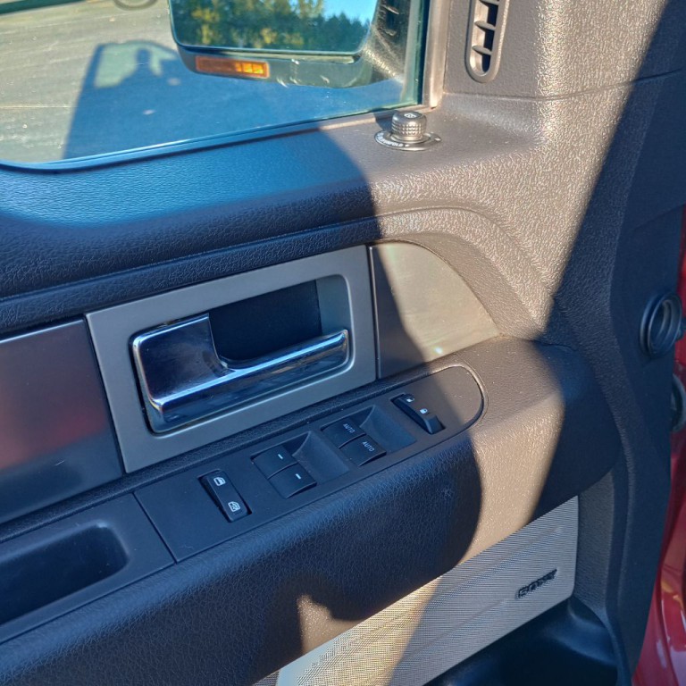 2014 Ford F-150 Image 12