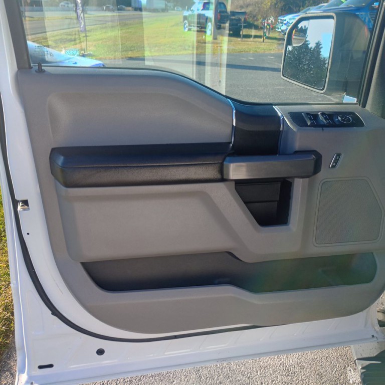 2015 Ford F-150 Image 10