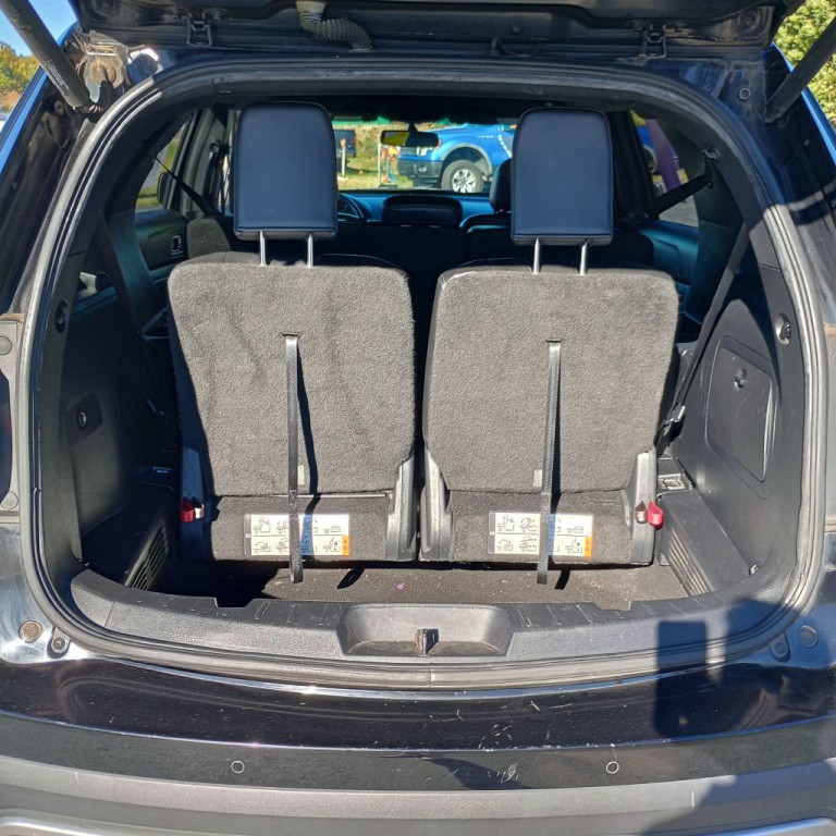 2016 Ford Explorer Image 18