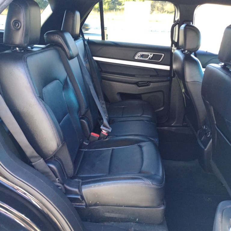 2016 Ford Explorer Image 21