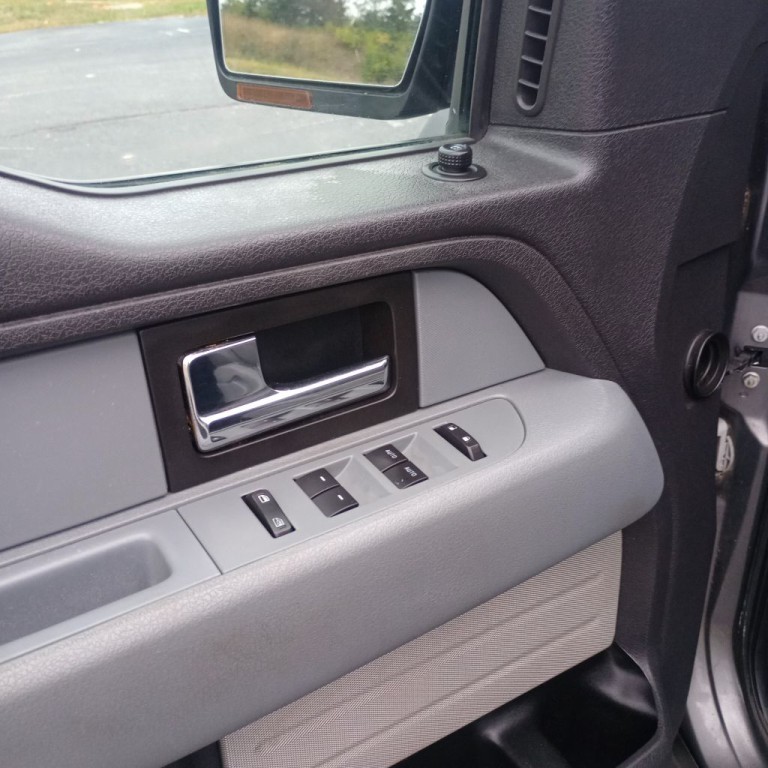 2013 Ford F-150 Image 12