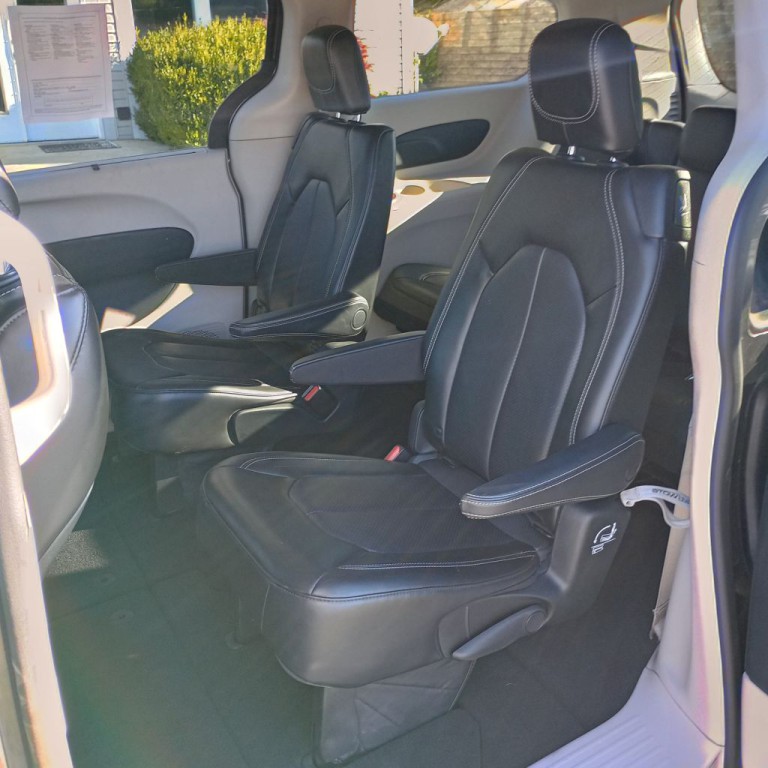 2020 Chrysler Voyager Image 17