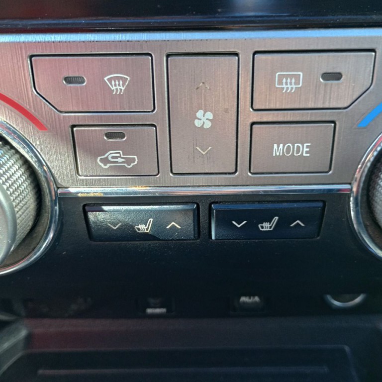 2015 Toyota Tundra Image 13