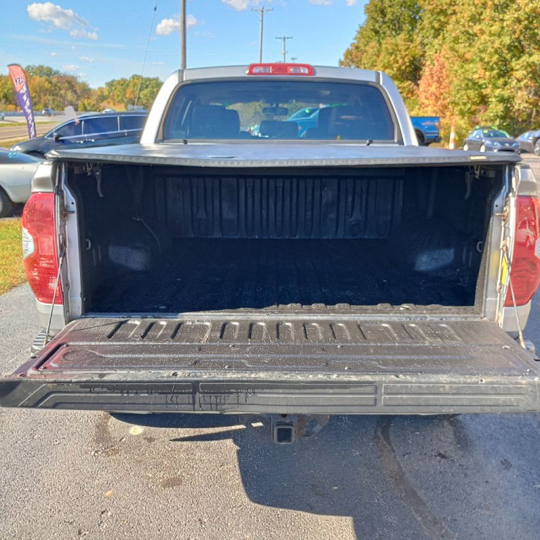 2015 Toyota Tundra Image 19