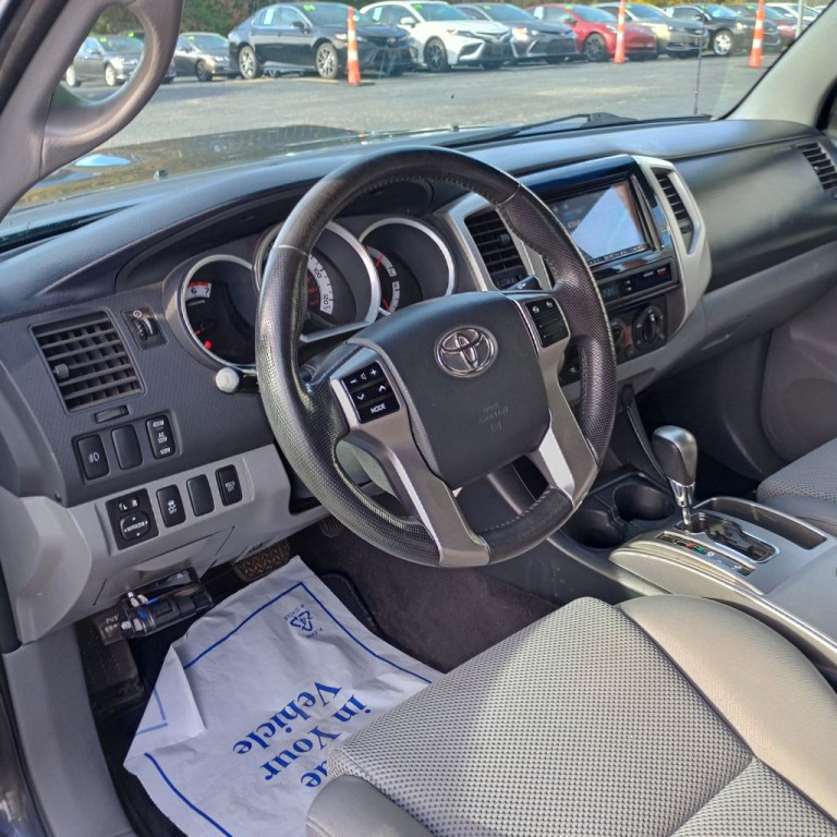 2013 Toyota Tacoma Image 9