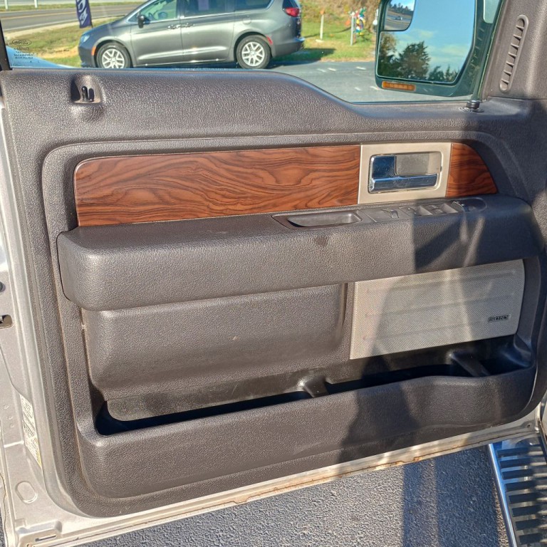 2012 Ford F-150 Image 11