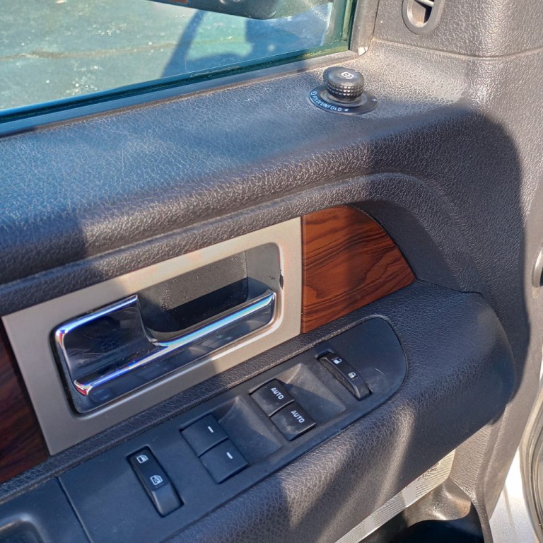 2012 Ford F-150 Image 12