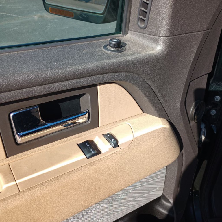 2013 Ford F-150 Image 12