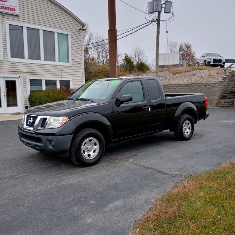2017 Nissan Frontier Image 1
