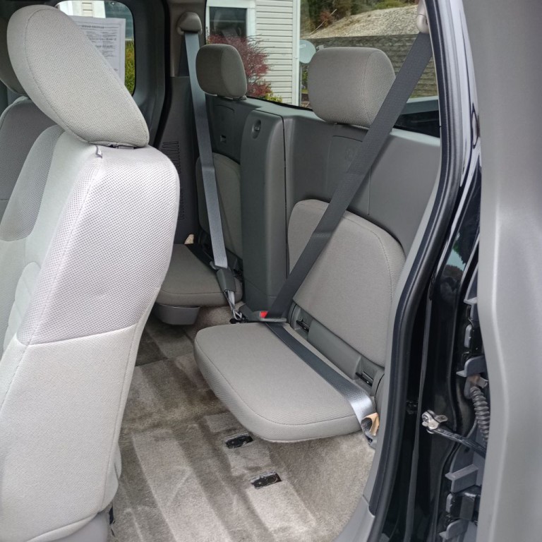 2017 Nissan Frontier Image 14