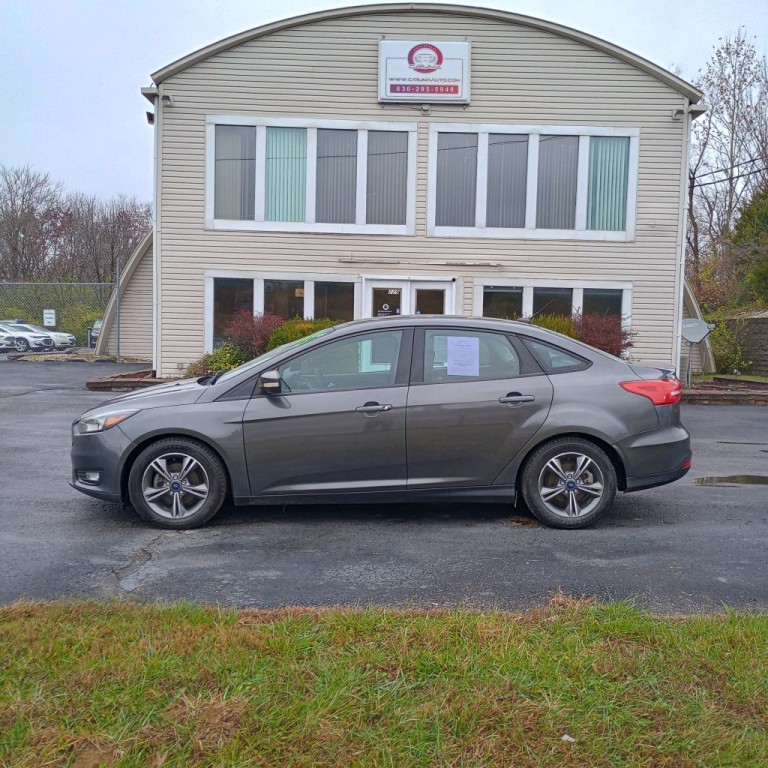 2017 Ford Focus Image 2