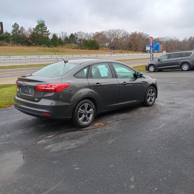 2017 Ford Focus Image 5