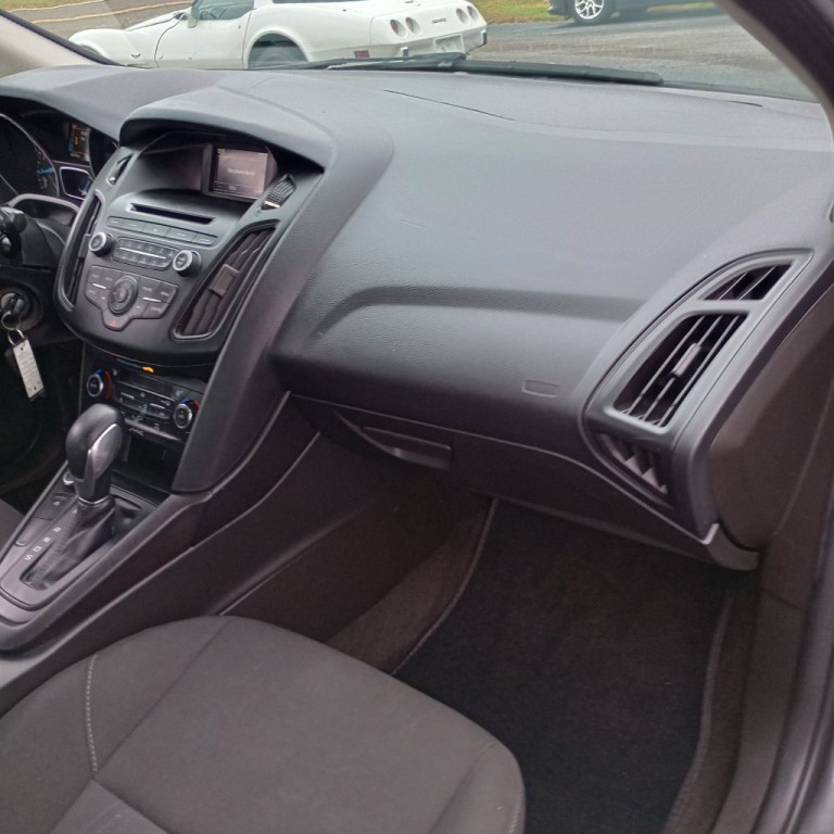 2017 Ford Focus Image 20