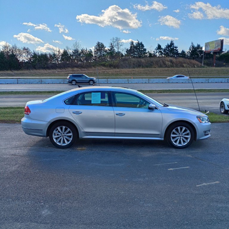 2012 Volkswagen Passat Image 6