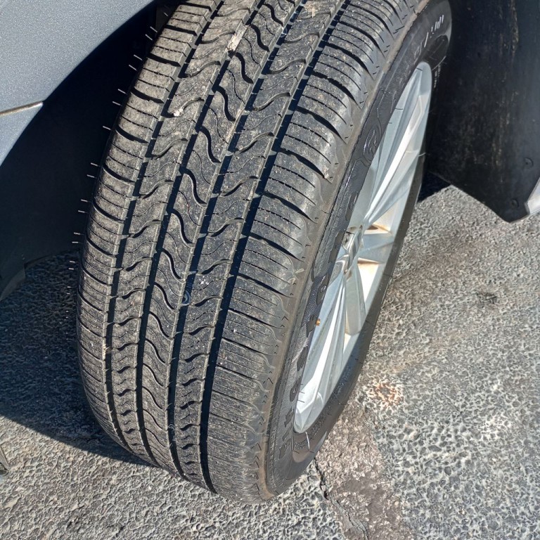 2012 Volkswagen Passat Image 24