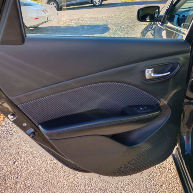 2015 Dodge Dart Image 15