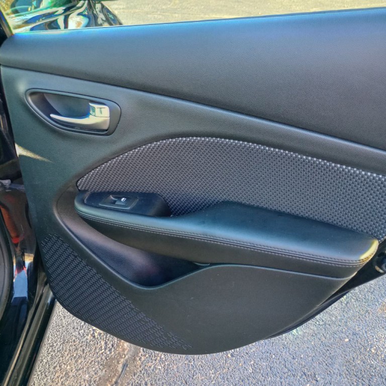 2015 Dodge Dart Image 18