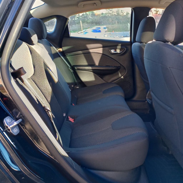 2015 Dodge Dart Image 19