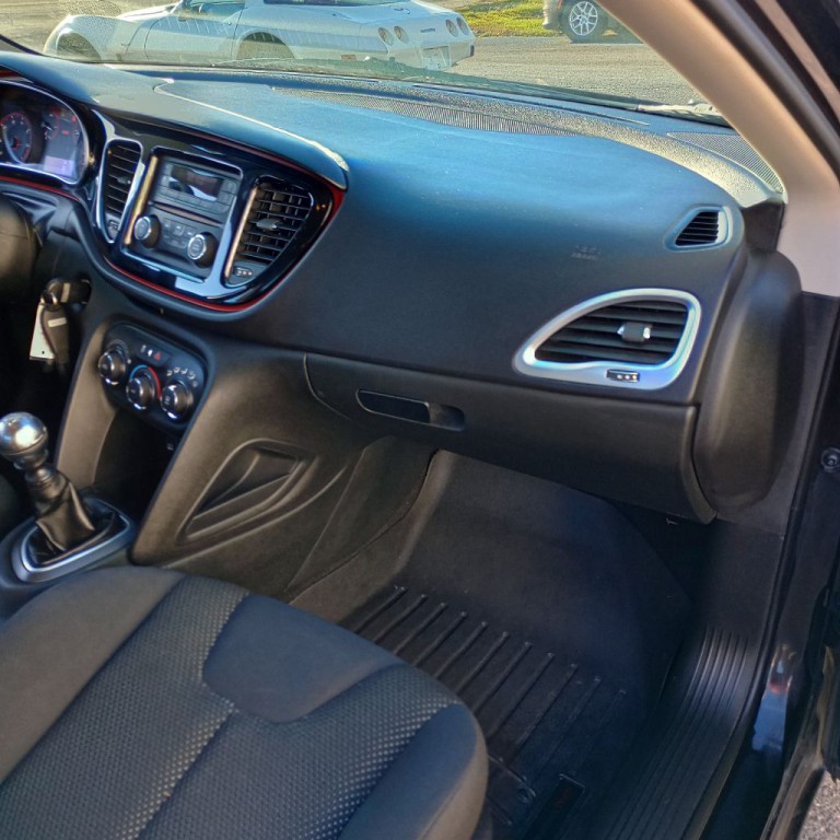2015 Dodge Dart Image 20