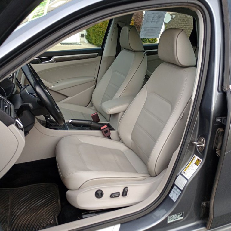 2018 Volkswagen Passat Image 14