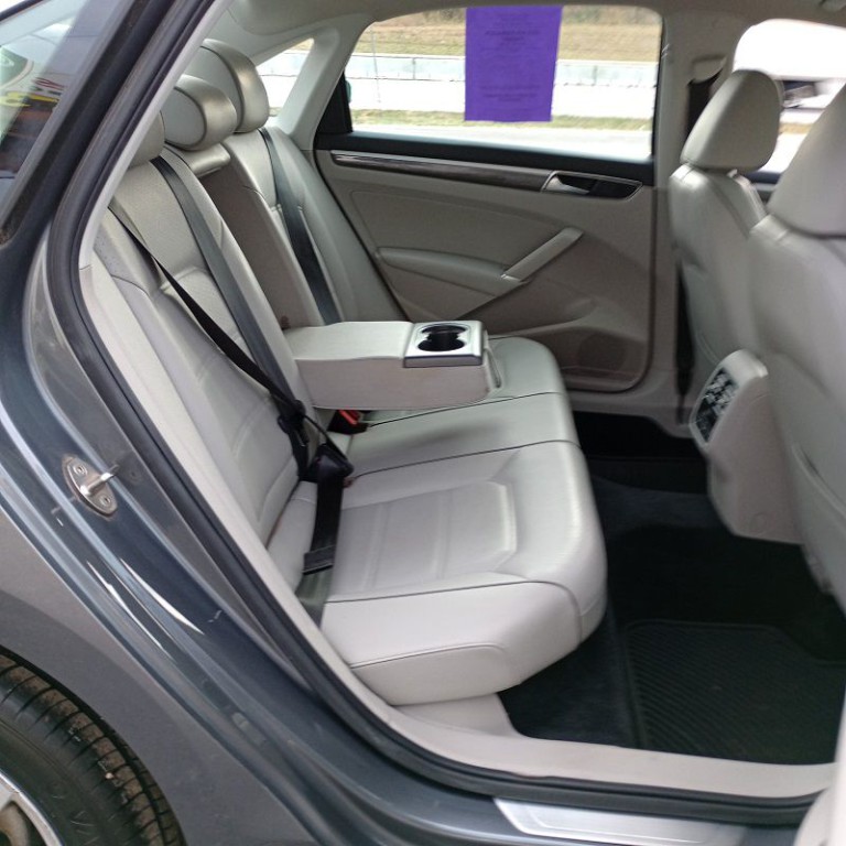 2018 Volkswagen Passat Image 20