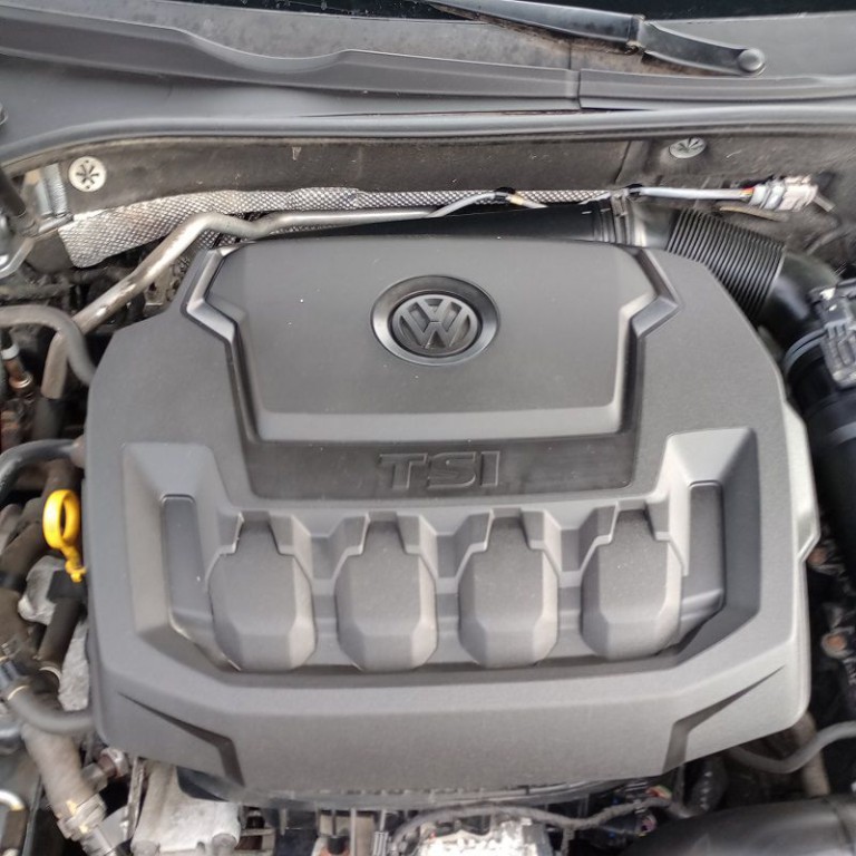 2018 Volkswagen Passat Image 25