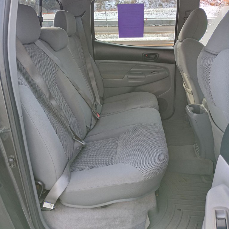 2010 Toyota Tacoma Image 20