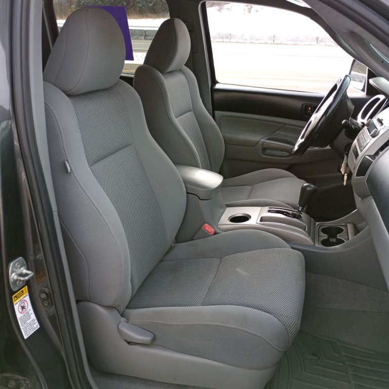 2010 Toyota Tacoma Image 23