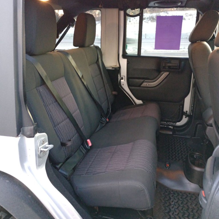 2011 Jeep Wrangler Unlimited Image 17