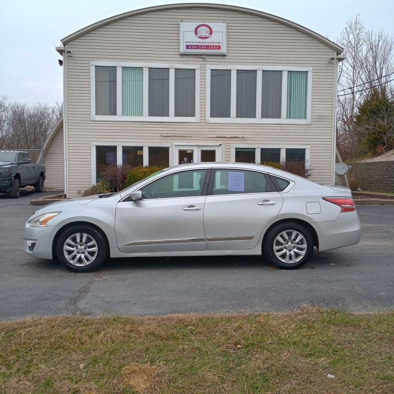 2014 Nissan Altima Image 2
