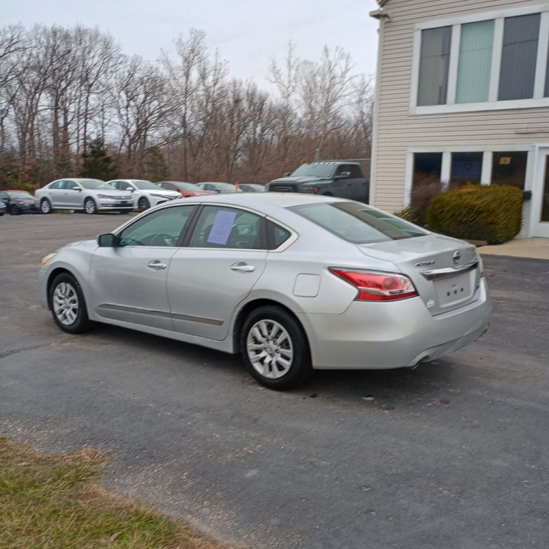 2014 Nissan Altima Image 3