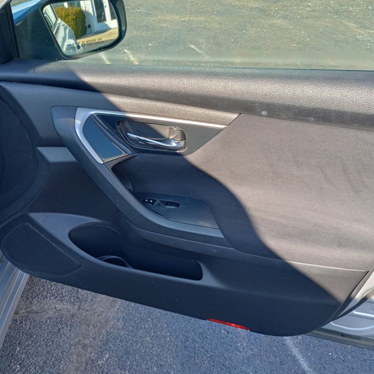 2014 Nissan Altima Image 21