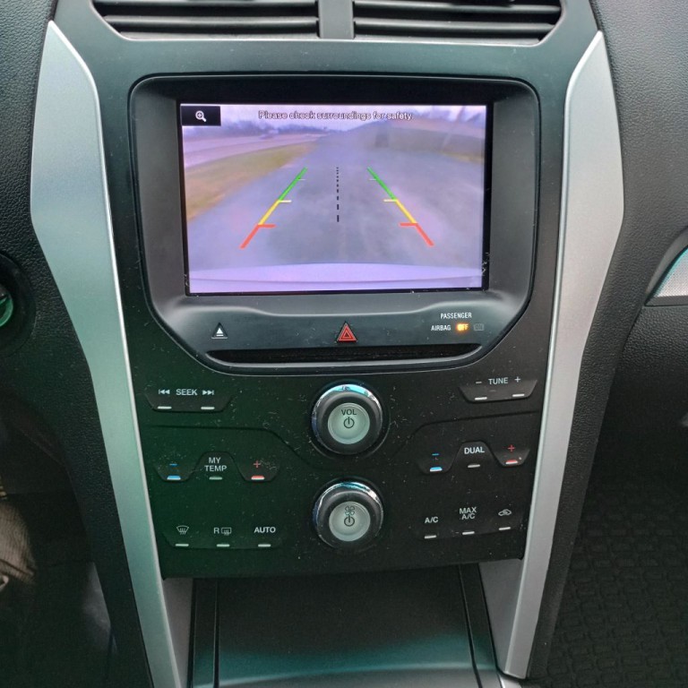 2013 Ford Explorer Image 13