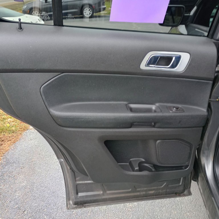 2013 Ford Explorer Image 15