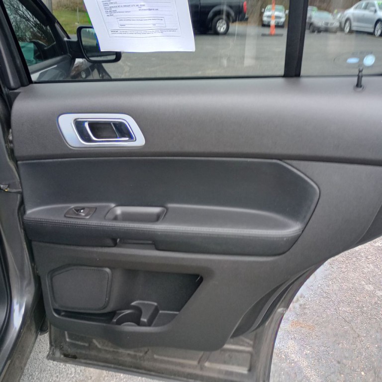 2013 Ford Explorer Image 19
