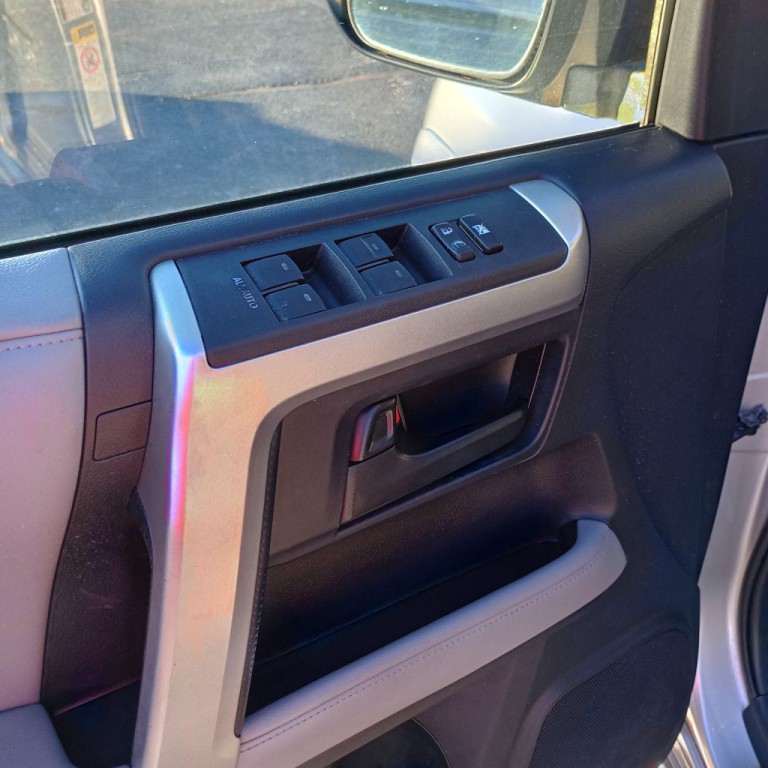 2011 Toyota 4Runner Image 12