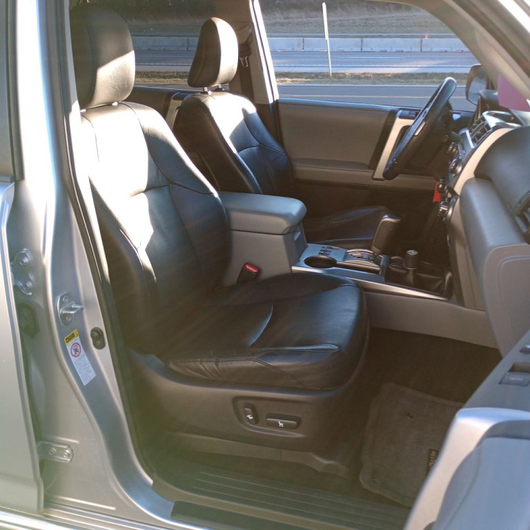 2011 Toyota 4Runner Image 25