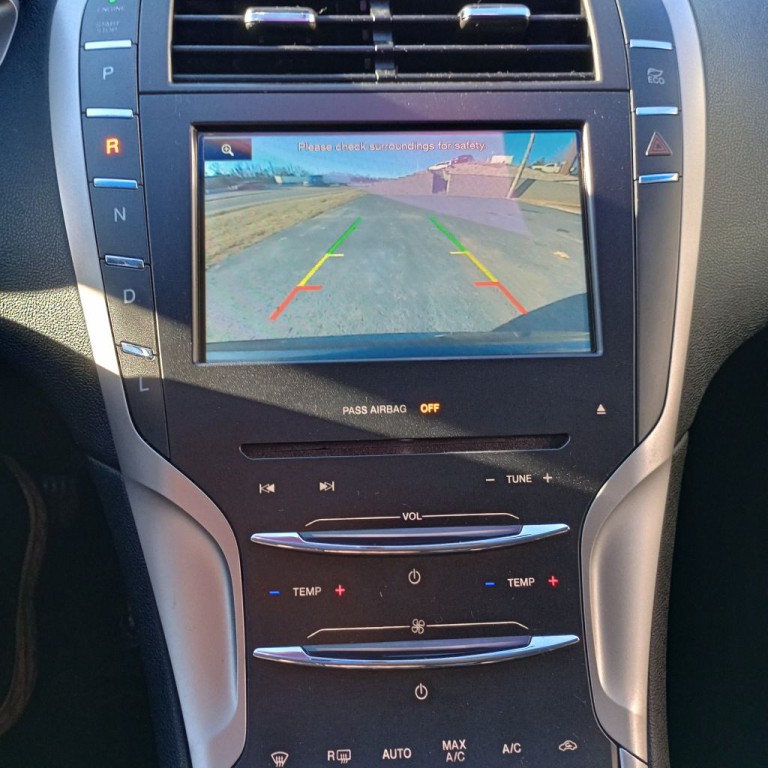 2016 Lincoln MKZ Image 13