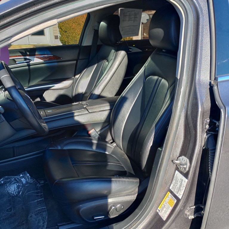 2016 Lincoln MKZ Image 15