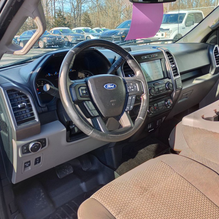 2017 Ford F-150 Image 9