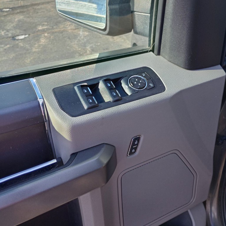 2017 Ford F-150 Image 12